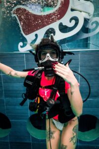 Y-40 - Francesca Toffanin in trasmissione radio subacquea