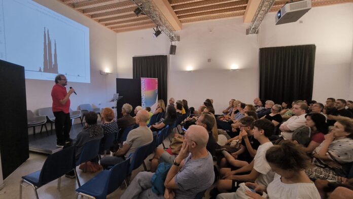 Notte Stellata sul Rodano di Van Gogh, protagonista dell'aperitivo scientifico a Technotown
